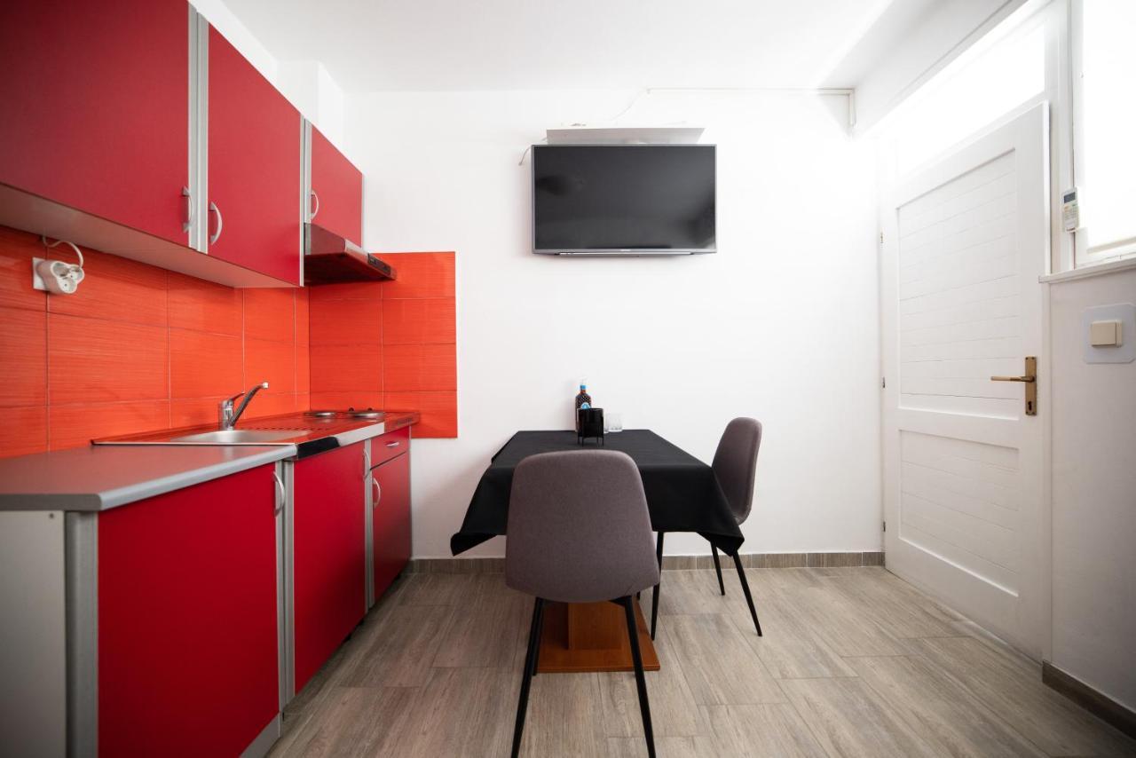 Apartament Gof *